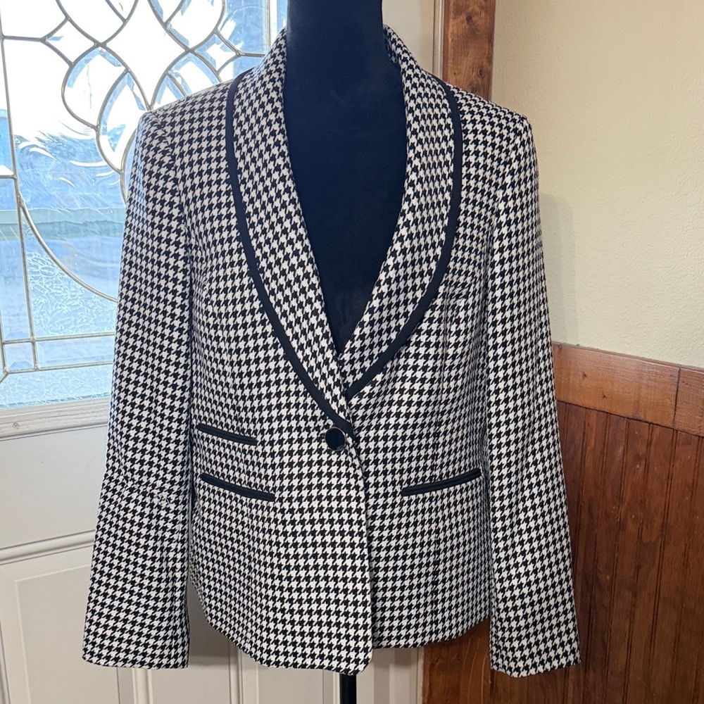Houndstooth Blazer